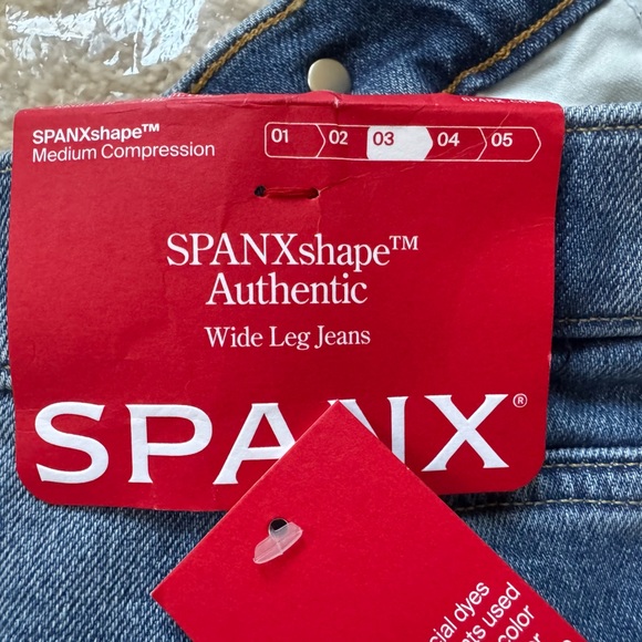 NWT-SPANX Auth Wife Leg Jeans-XS/TP ( fits 2-6) -Wilmington Wash - Picture 5 of 7